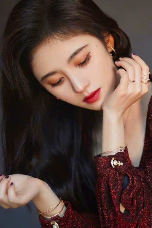 娛樂圈10大美女！個個顏值高氣質好，你更喜歡哪位呢