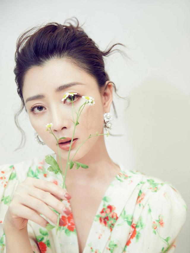 五位女星養眼美圖欣賞，個個美若天仙，你最喜歡誰呢？