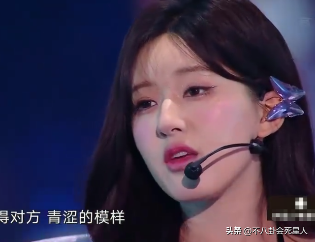 26位女星跨年斗艷：楊冪短裙裹貂，娜扎緊身亮片，個(gè)個(gè)出狠招