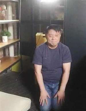 美女三級片(離開央視，賣房拍電影，因三級片大火，她成了內(nèi)地最叛逆女導(dǎo)演)