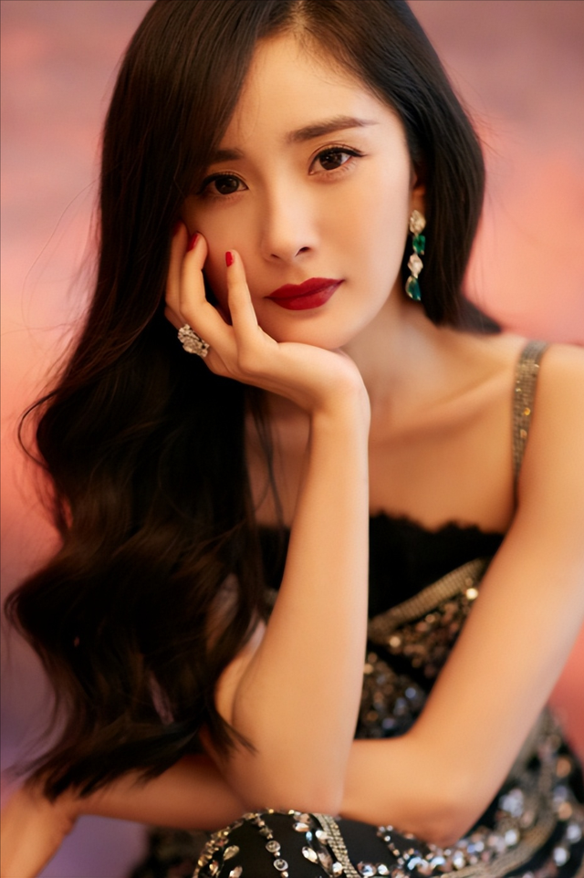 娛樂圈10大美女！個個顏值高氣質好，你更喜歡哪位呢