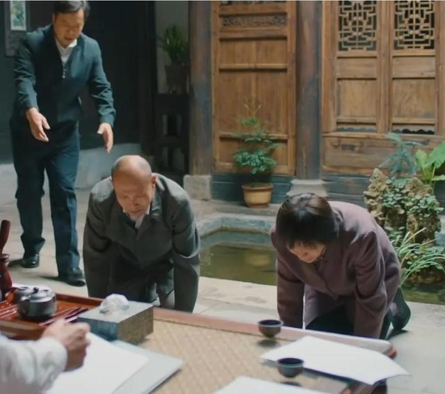 誰更好看?趙麗穎《幸福到萬家》VS王茜華《當(dāng)家的女人》