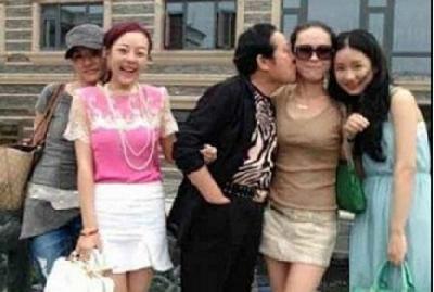 劉信達上傳自己童年照:如今越長越有男人味!網友:劉大師我愛你