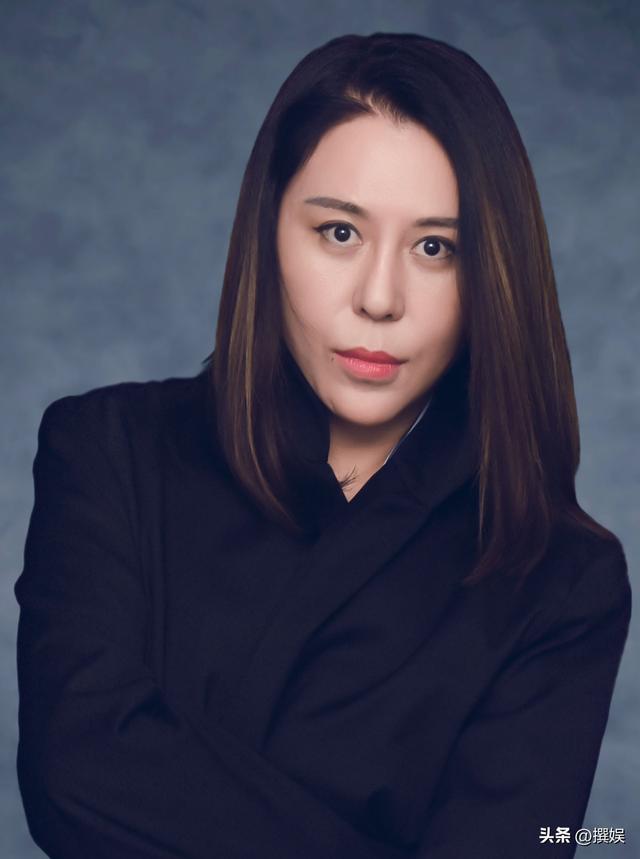 李琳：被前夫的謊言傷害，再嫁二婚小丈夫，10年婚姻幸福中有遺憾