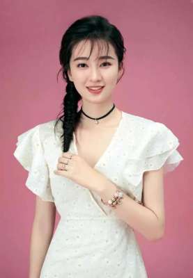 清純美女圖片(清純靚麗的美女明星)