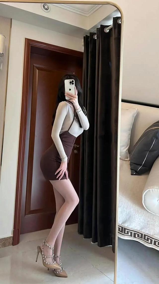 美女寫真圖片，秀色空絕世，馨香為誰傳？