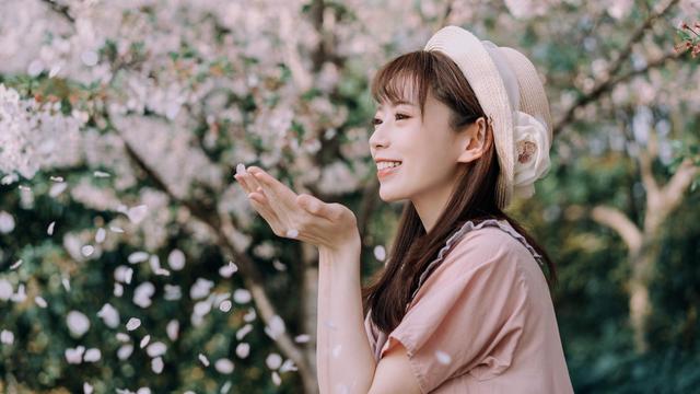 高顏值極品美女優(yōu)雅氣質(zhì)魅力寫(xiě)真