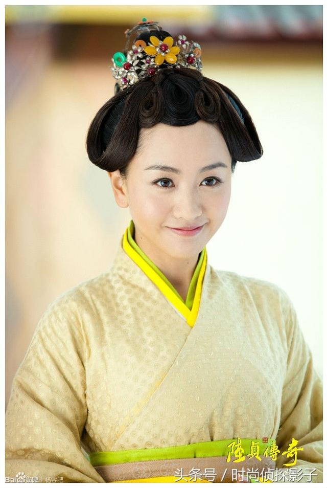 古裝黃裙美人，楊冪最貴氣、娜扎最可人、蔣夢婕美的讓人心醉