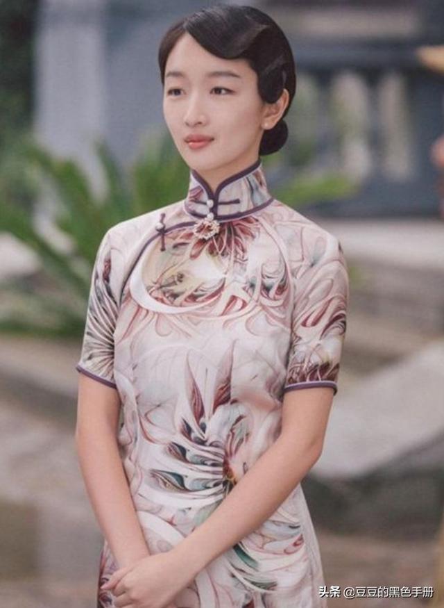 旗袍如照妖鏡，看看這17位女星，誰最驚艷，誰像偷穿大人衣服？