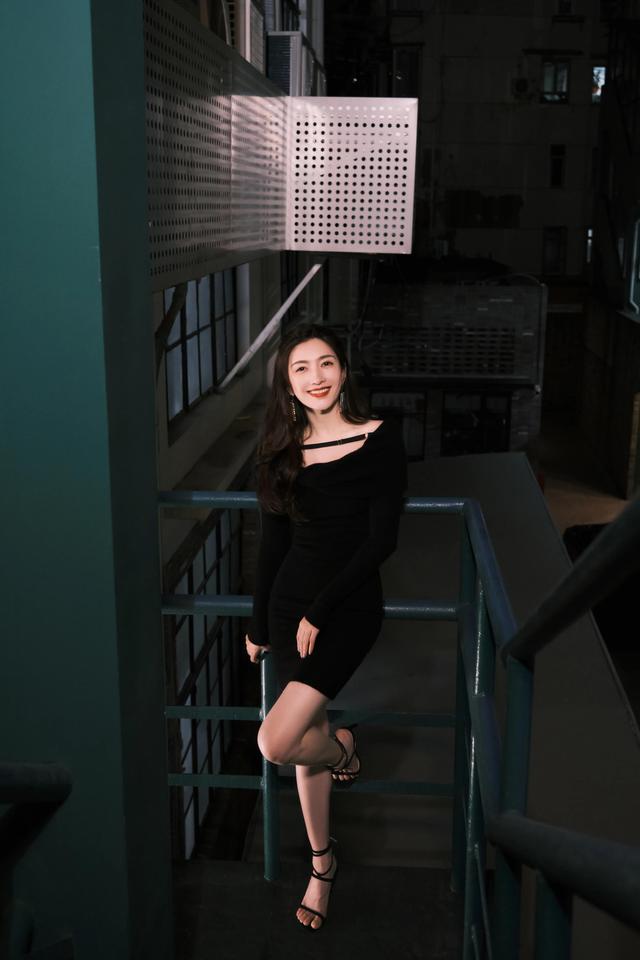 八位美女寫真，風姿綽約小天仙，驚鴻一瞥清流溪，有你喜歡的嗎？
