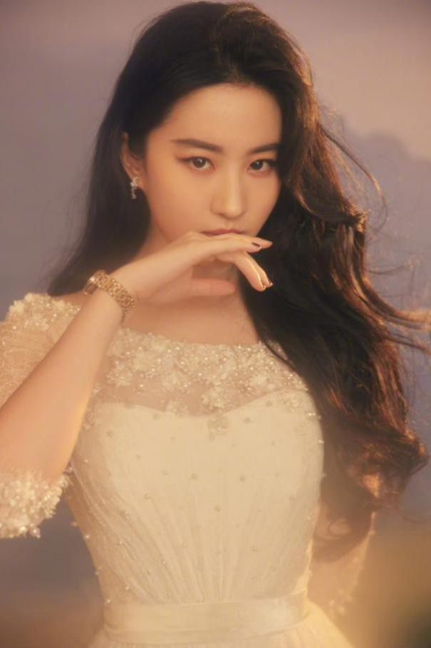 娛樂圈10大美女！個個顏值高氣質好，你更喜歡哪位呢
