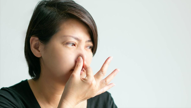 為什么女性下方會有異味？哪些異味要引起注意？醫生幫您分析