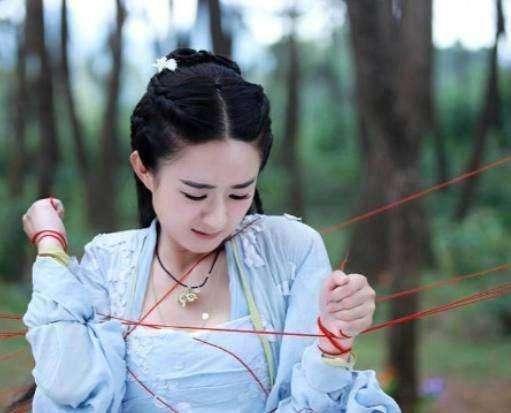 女明星被綁住的古裝造型，張柏芝的太認真，劉亦菲的太狠了