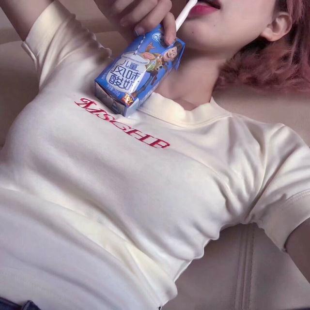 超好看的QQ微信頭像女生唯美性感頭像 肚臍下的美麗