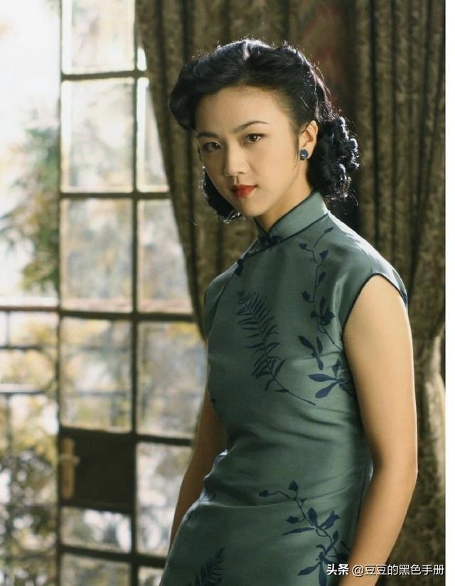 旗袍如照妖鏡，看看這17位女星，誰最驚艷，誰像偷穿大人衣服？