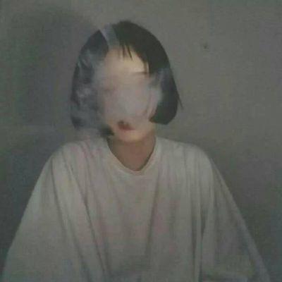 2018最新頭像女生傷感孤獨頭像