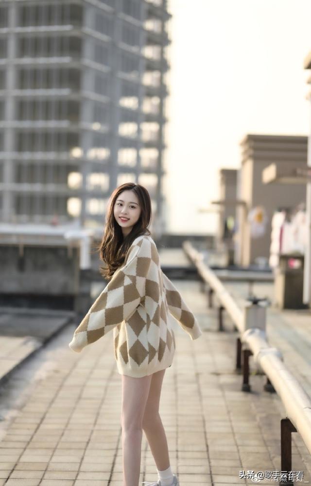 99年溫州美女小姐姐迷人美照欣賞，好可愛啊
