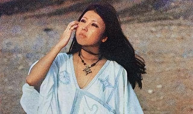 三毛:1次求婚被拒,2任丈夫死亡,3個想嫁的男人,4次自殺