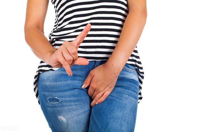 女性總是感覺腰痛？千萬不要不當(dāng)回事，6個(gè)原因沒有一個(gè)是省事的