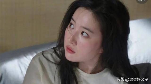 劉亦菲到底算不算中國第一美女?看看她和范冰冰的合照你就有答案