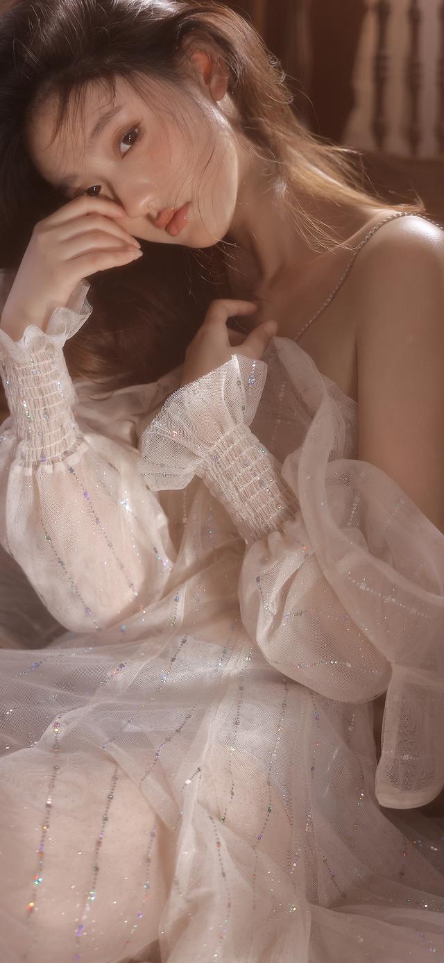 高清美女壁紙｜因?yàn)槟悖业男呐K總是忙個(gè)不停