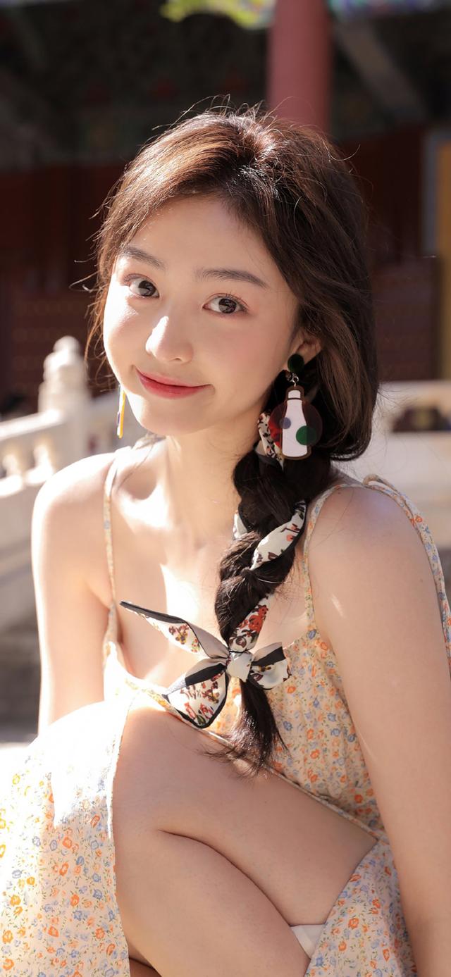 高清美女壁紙｜因?yàn)槟悖业男呐K總是忙個(gè)不停