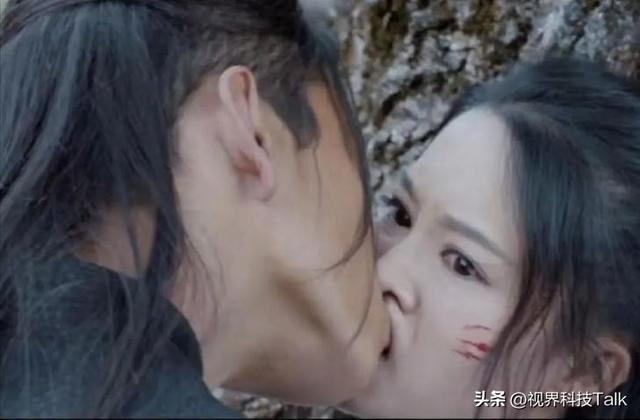強吻、摸胸、掀裙底,這些男星究竟是真敬業,還是借戲揩油?