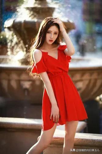 艷壓群芳的性感美女