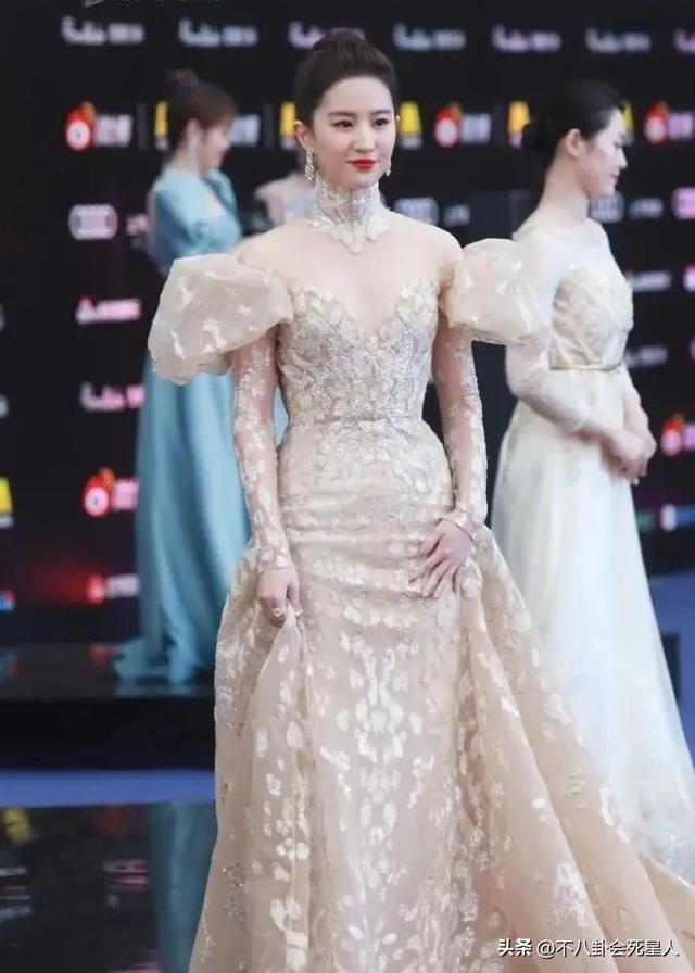 北電最美十大?；ǎ瑒⒁喾婆诺谌?，楊冪未入前五