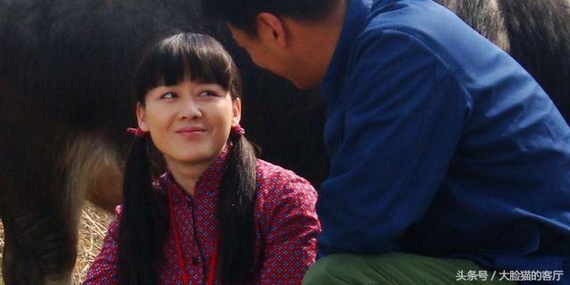 出演《趟過男人河的女人》山杏獲獎，曾經出書，丈夫是體操名將