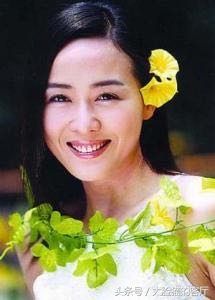 出演《趟過男人河的女人》山杏獲獎，曾經出書，丈夫是體操名將