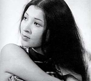 美國三級女星(邵氏三級片十大女星之一：余莎莉，大膽豪放的將門之后)