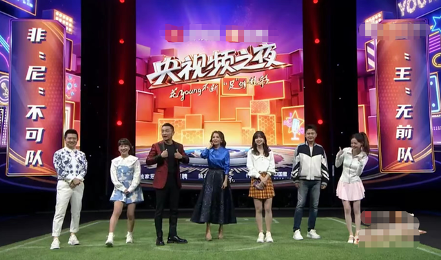 風云榜紅毯生圖：副乳、排骨胸、高開叉走光，露得越多越尷尬