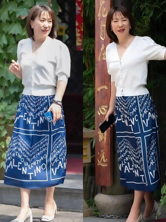 建議身寬體胖的60歲女人，學學這四個穿衣套路，優雅時尚又顯瘦