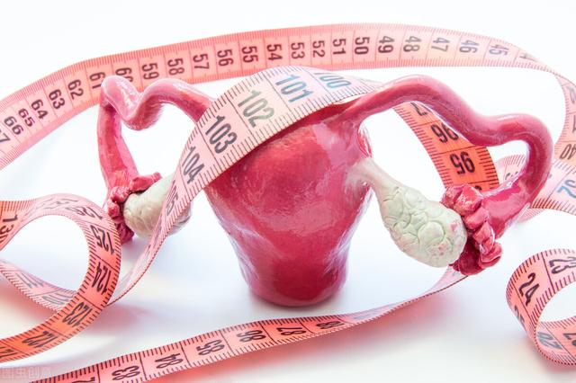 女性總是感覺腰痛？千萬不要不當(dāng)回事，6個(gè)原因沒有一個(gè)是省事的