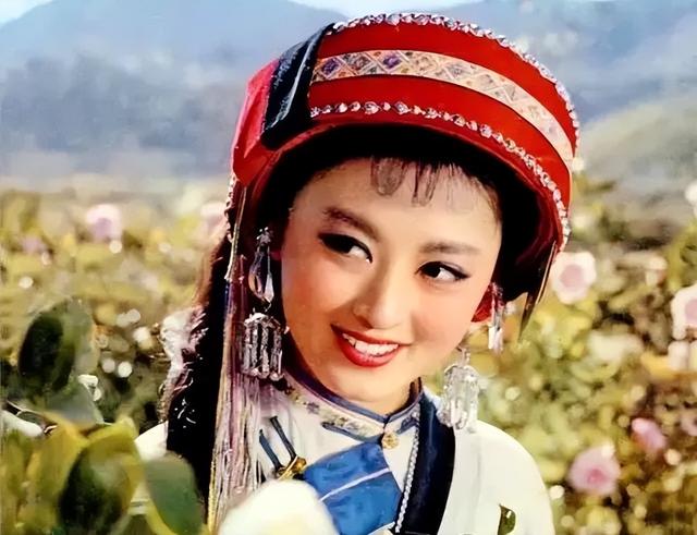 這4位很有魅力的女明星，各有各的美，氣質迷人，網友：真的很美
