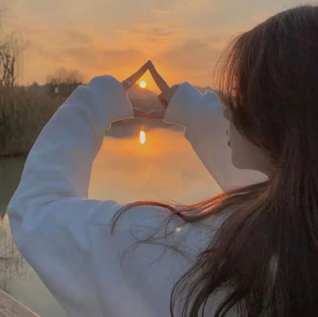 溫柔至頂的女生頭像-超高清