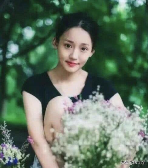 綠地事件女主婚內出軌懷孕：物質富養的女孩究竟有多傻？