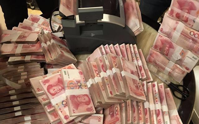 深圳色虎:家里搜出3000萬,睡美女律師,長期霸占5名女法官