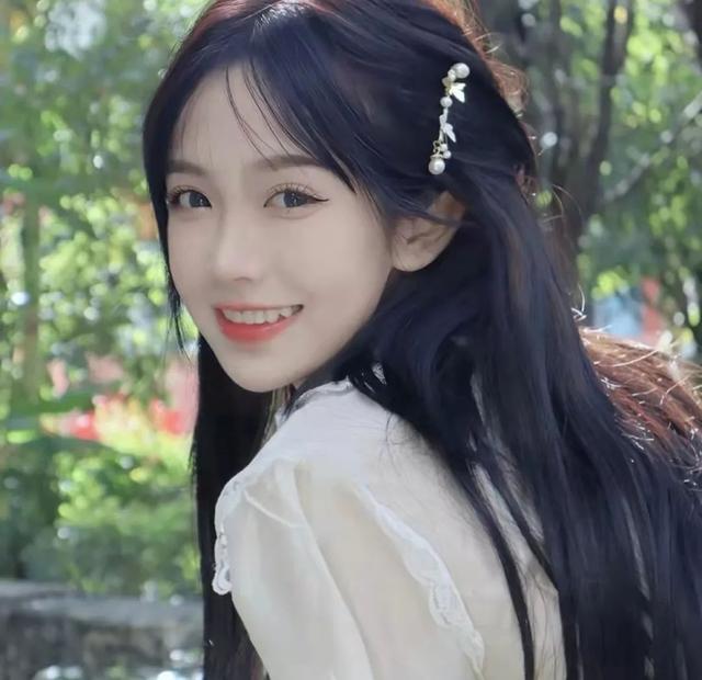 溫柔至頂的女生頭像-超高清