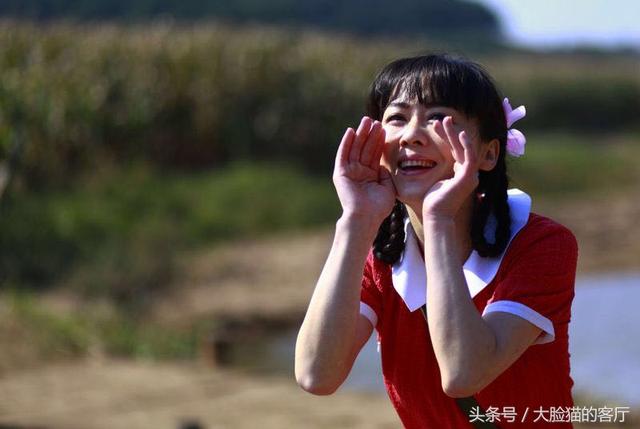 出演《趟過男人河的女人》山杏獲獎，曾經出書，丈夫是體操名將