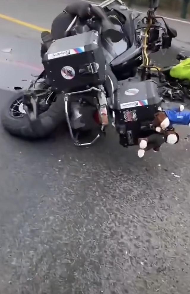 又有美女網紅騎手車禍去世！現場一片狼藉好慘烈，生前不聽人勸阻