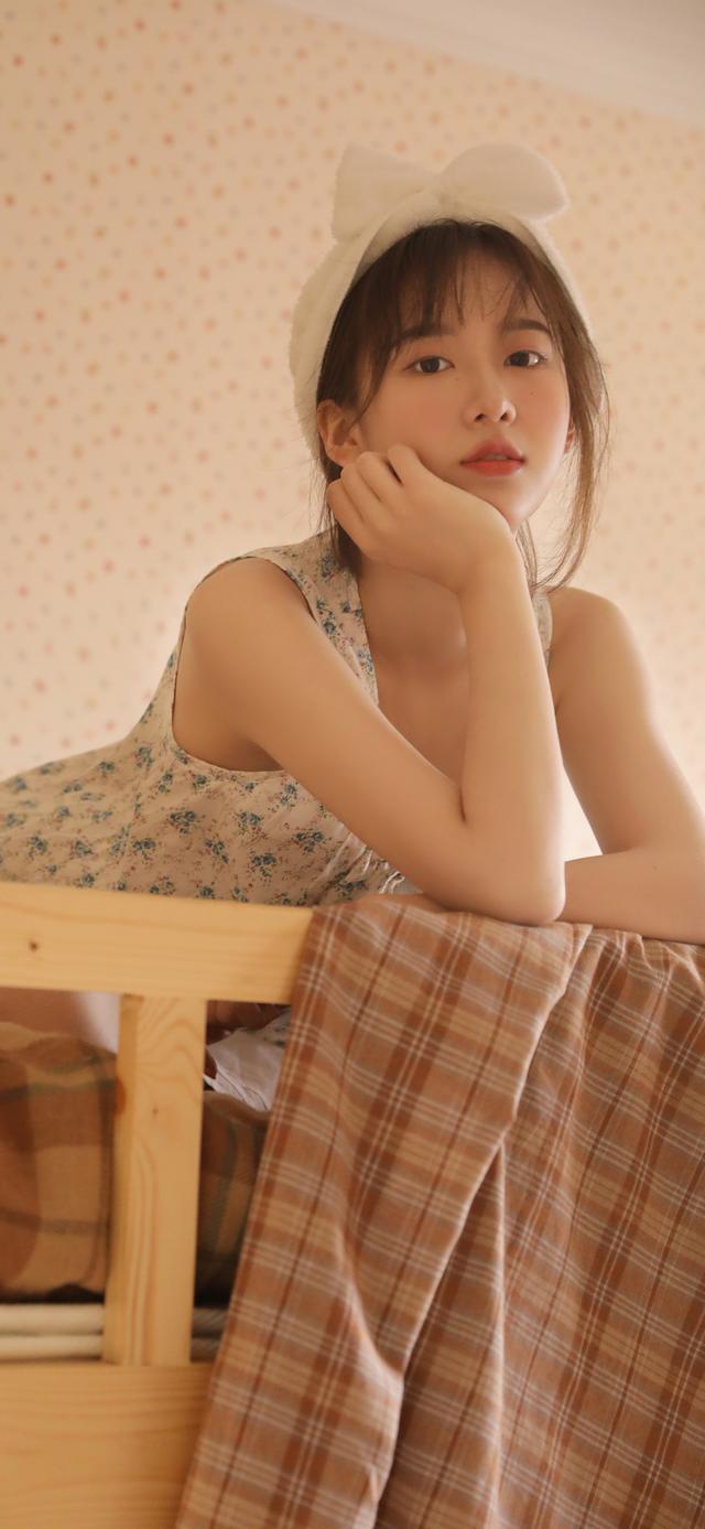 高清美女壁紙｜因?yàn)槟悖业男呐K總是忙個(gè)不停