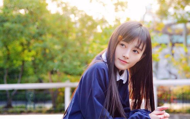 四千年美女鞠婧祎，美得與眾不同