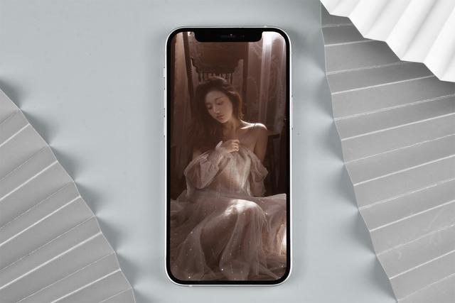 高清美女壁紙｜因?yàn)槟悖业男呐K總是忙個(gè)不停