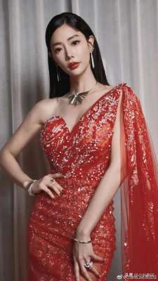 亞洲美女(亞洲第一性感美女克拉拉，人間尤物，萬千宅男的夢中情人)