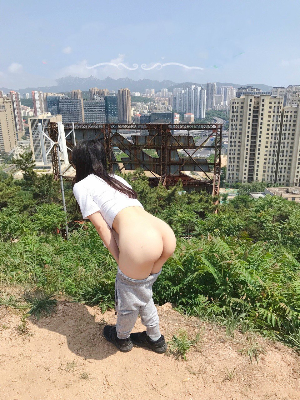 撅起你的大屁股，我要輸出了