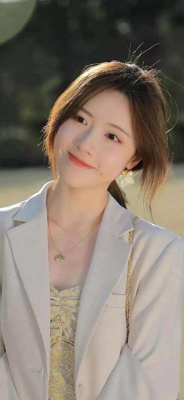美女如云全屏高清手機壁紙