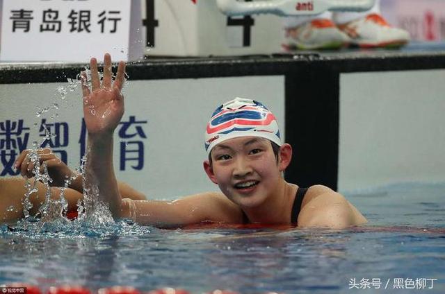 堪比葉詩文！中國游泳又一位天才美少女，年僅15歲的拿牌大戶