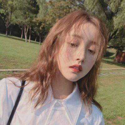 最新唯美好看的女生微信頭像